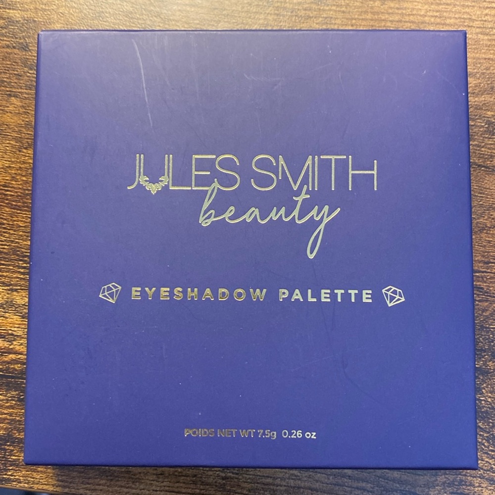 Jules Smith beauty eyeshadow palette